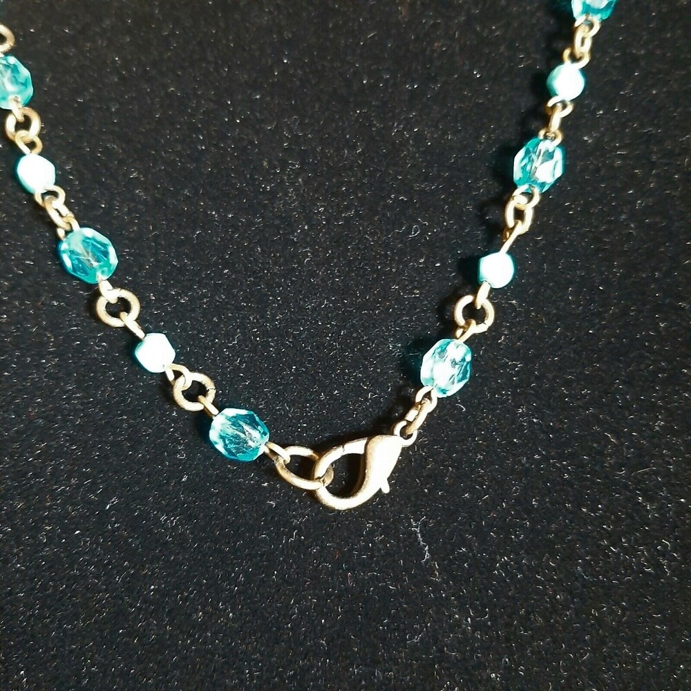 Beautiful Southwestern Pendant with Abalone Shell Texture on a Beaded Chain - Picture 5 of 5